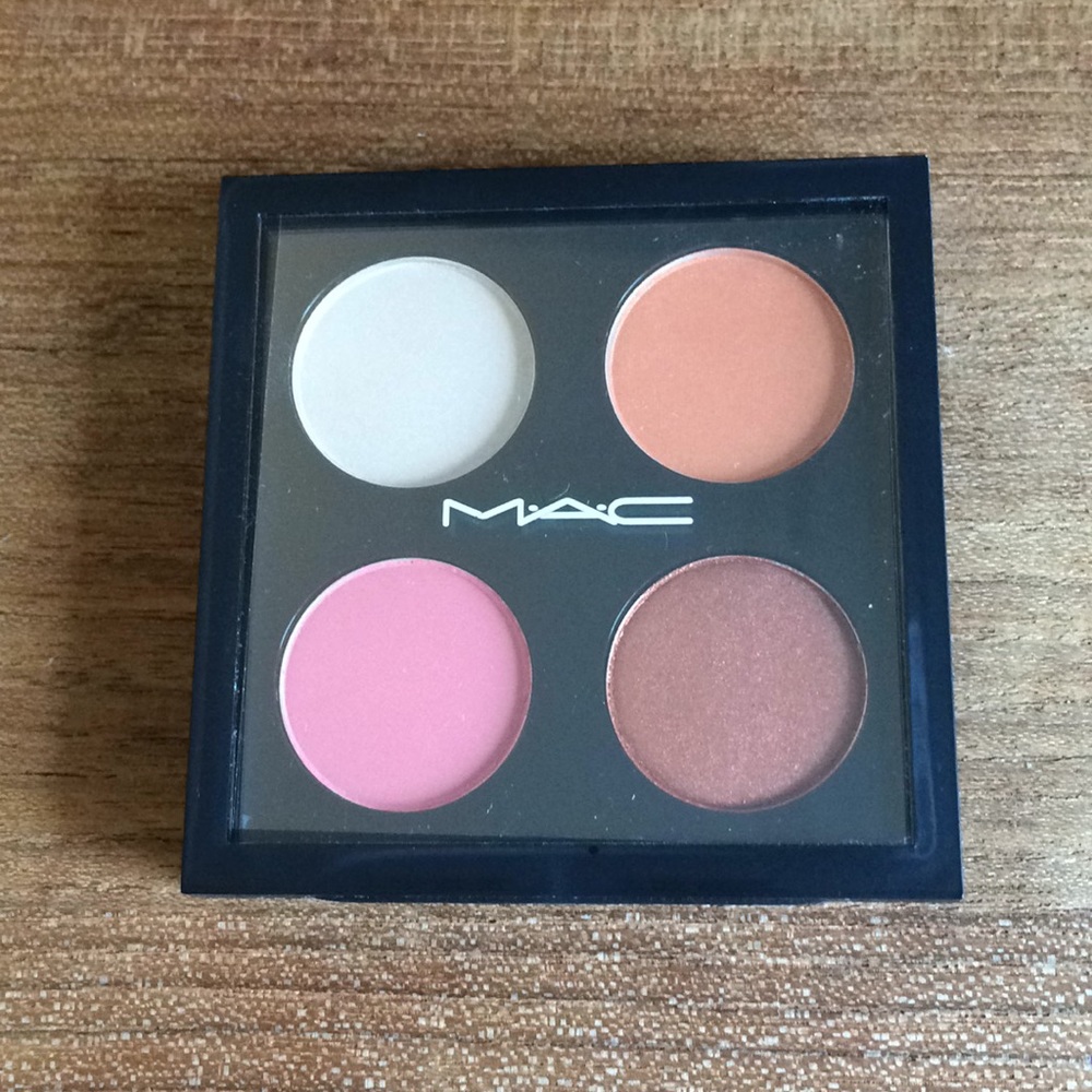 NWOB MAC Call Me Bubbles Palette